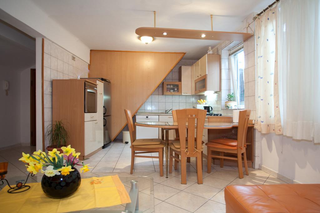 Centar Palace Apartment Сплит Экстерьер фото